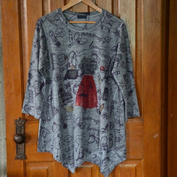 INOAH Asymmetrical Wearable Art Top - Picture 1 of 12